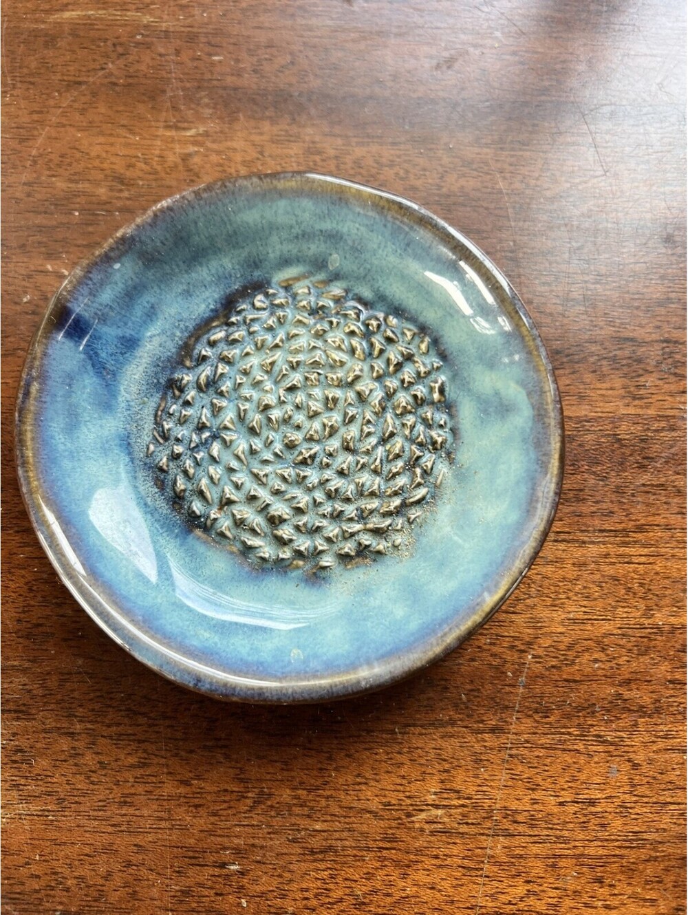 Elusive Enterprises Ceramic Garlic Grater Rasp Plate Blue 5.25"